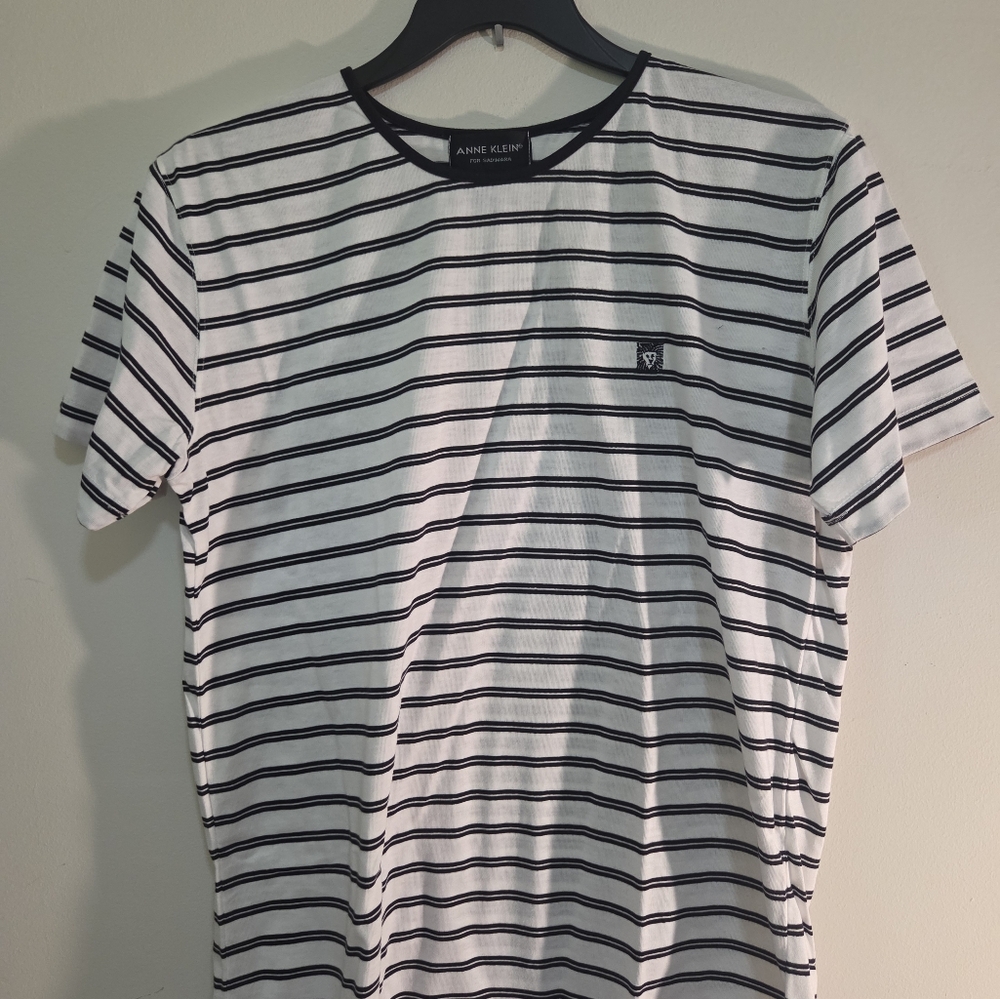 Anne Klein Blue and White Short Sleeve T-Shirt